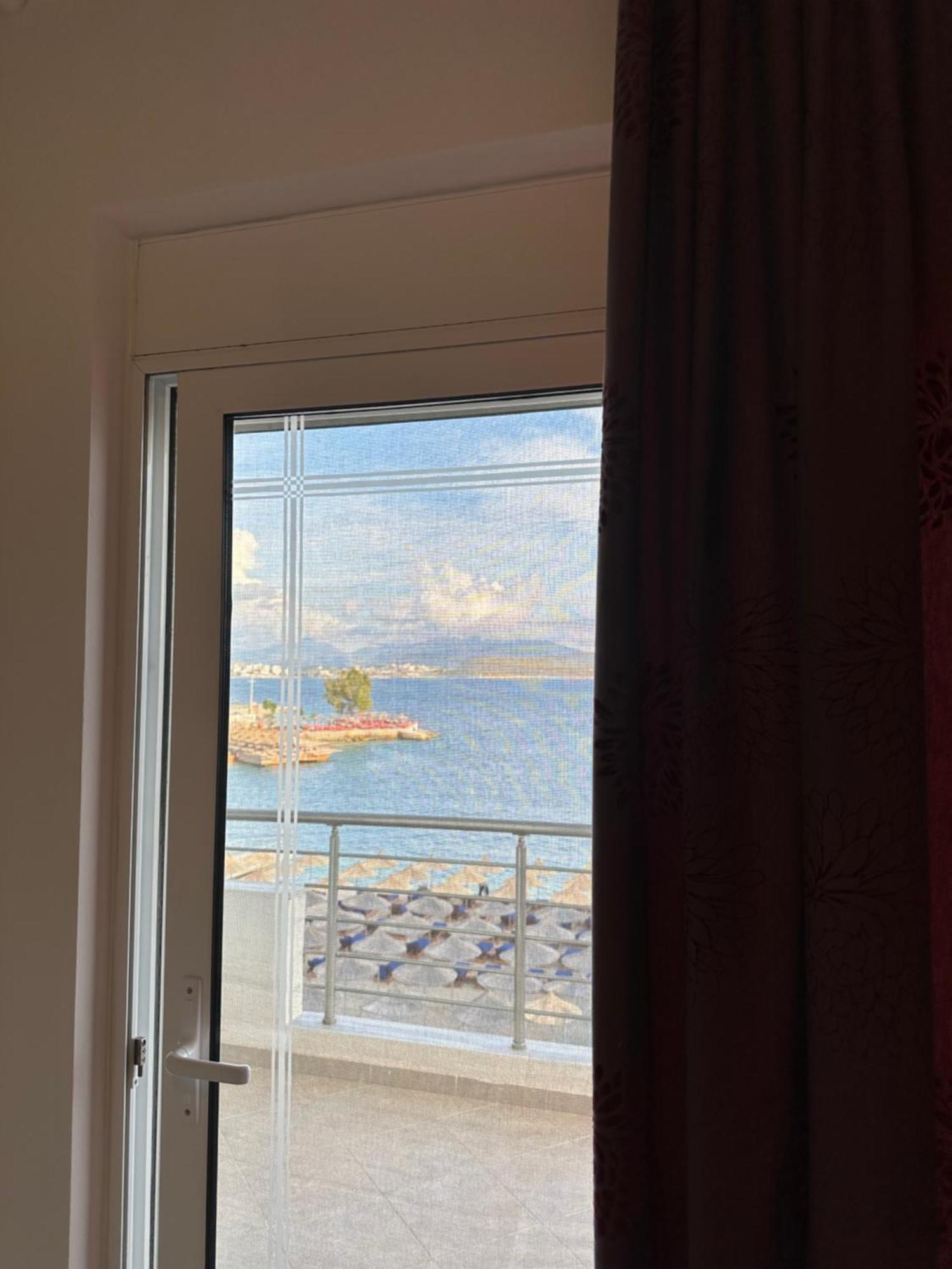 Aqua Apartments Seaview Sarandë 外观 照片