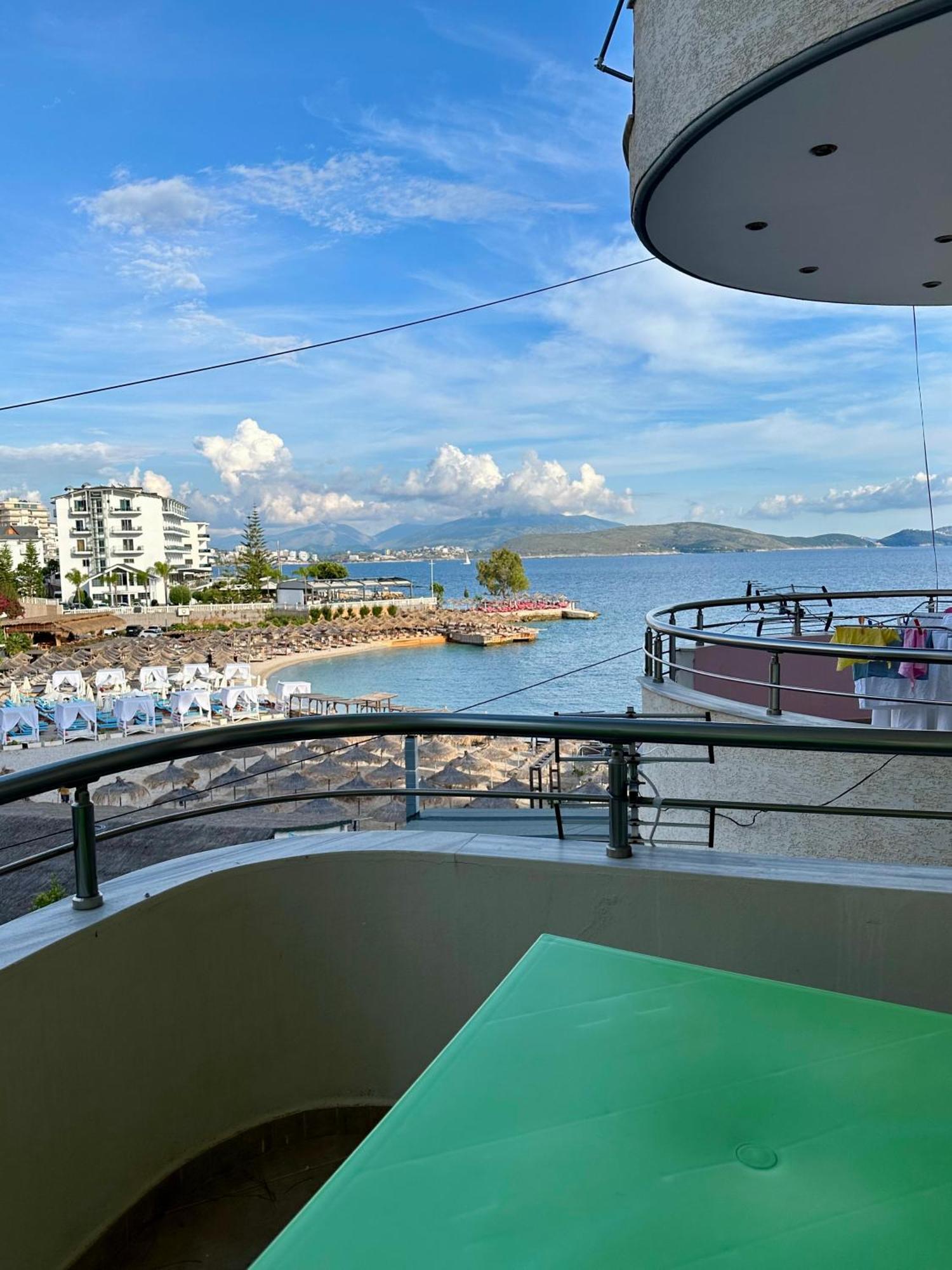 Aqua Apartments Seaview Sarandë 外观 照片