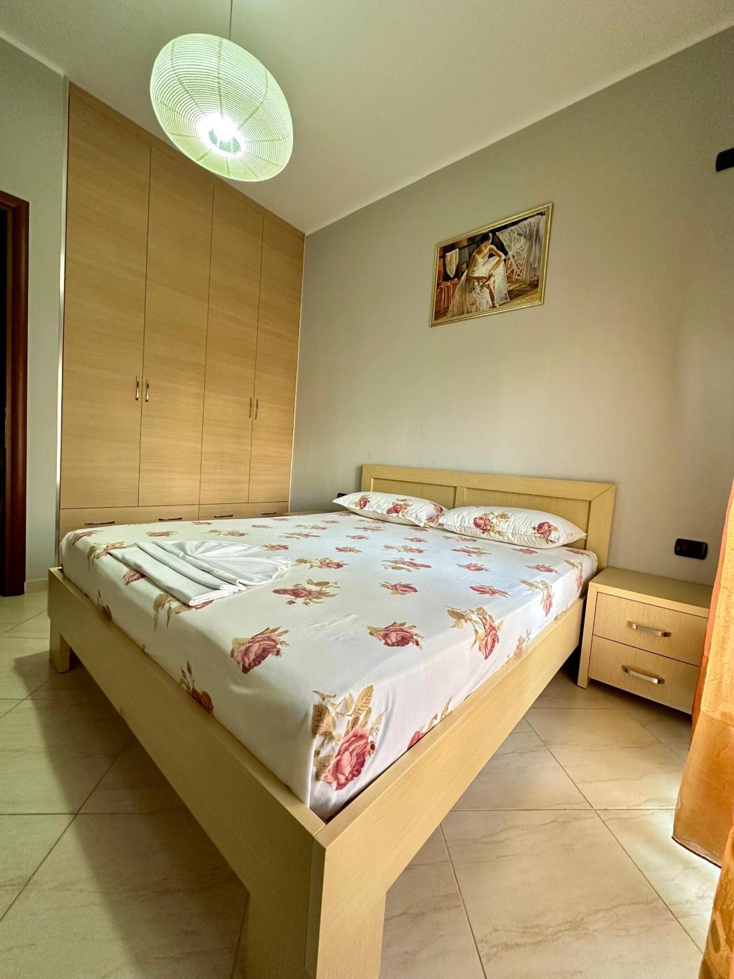 Aqua Apartments Seaview Sarandë 外观 照片
